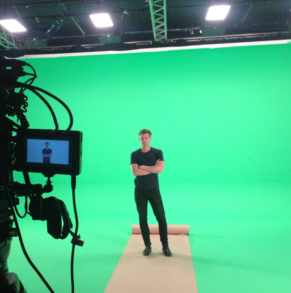 How to Use a Green Screen for Streaming Beginners Guide